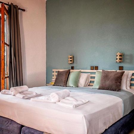 קאלאתאס Sunrise Apartments מראה חיצוני תמונה