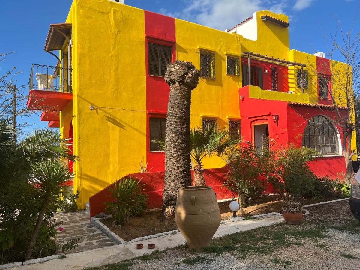 קאלאתאס Sunrise Apartments מראה חיצוני תמונה